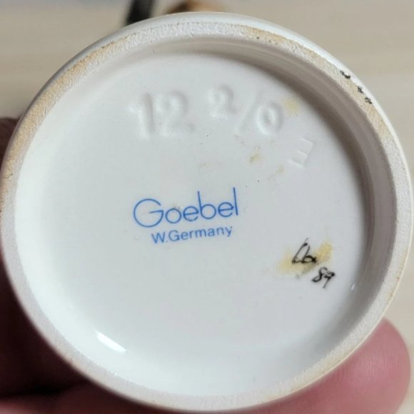 Hummel # 12 2/0 TMK 6 "Chimney Sweep" - Picture 6 of 6